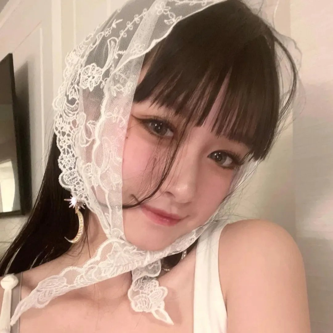 拳头在哭泣